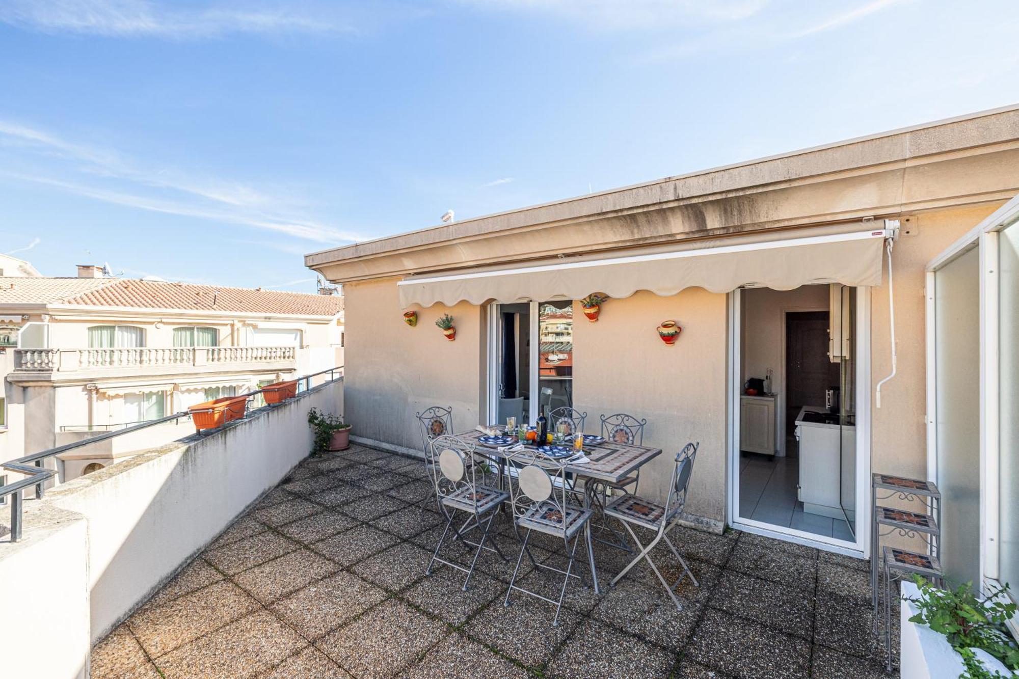 Victoria Bergamote Attic - Happy Rentals Menton Luaran gambar