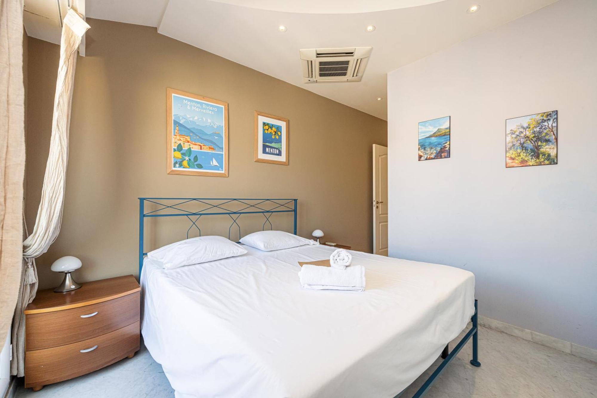 Victoria Bergamote Attic - Happy Rentals Menton Luaran gambar