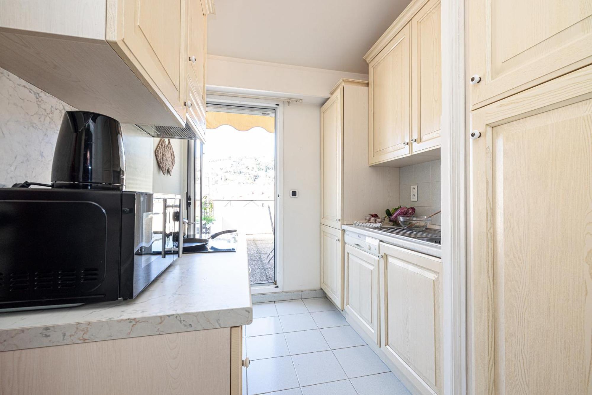 Victoria Bergamote Attic - Happy Rentals Menton Luaran gambar